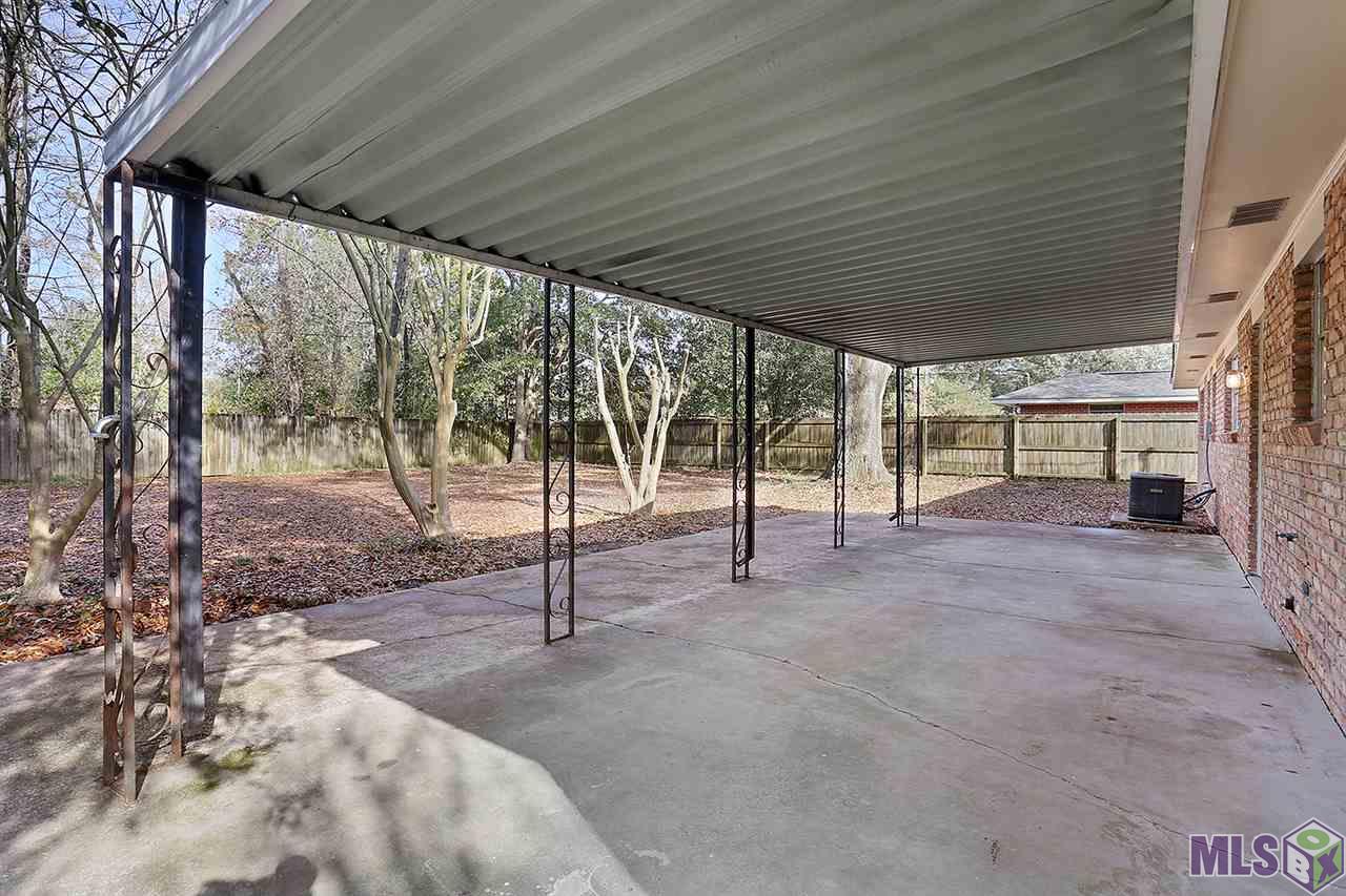 7975 Greendale Drive Baton Rouge, LA 70811 - Photo 2 of 13