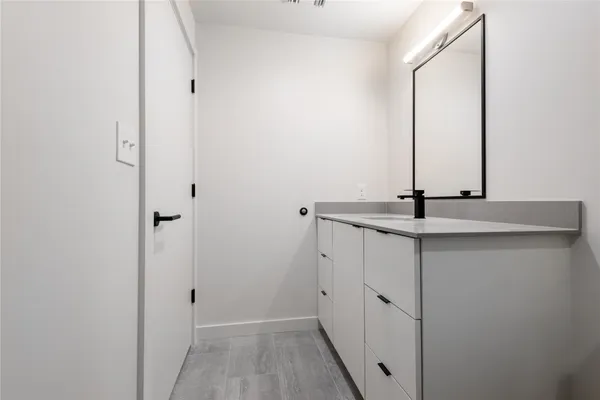$1,127 | 3515 Webberville Road, Unit VISTA, Austin, TX 78702