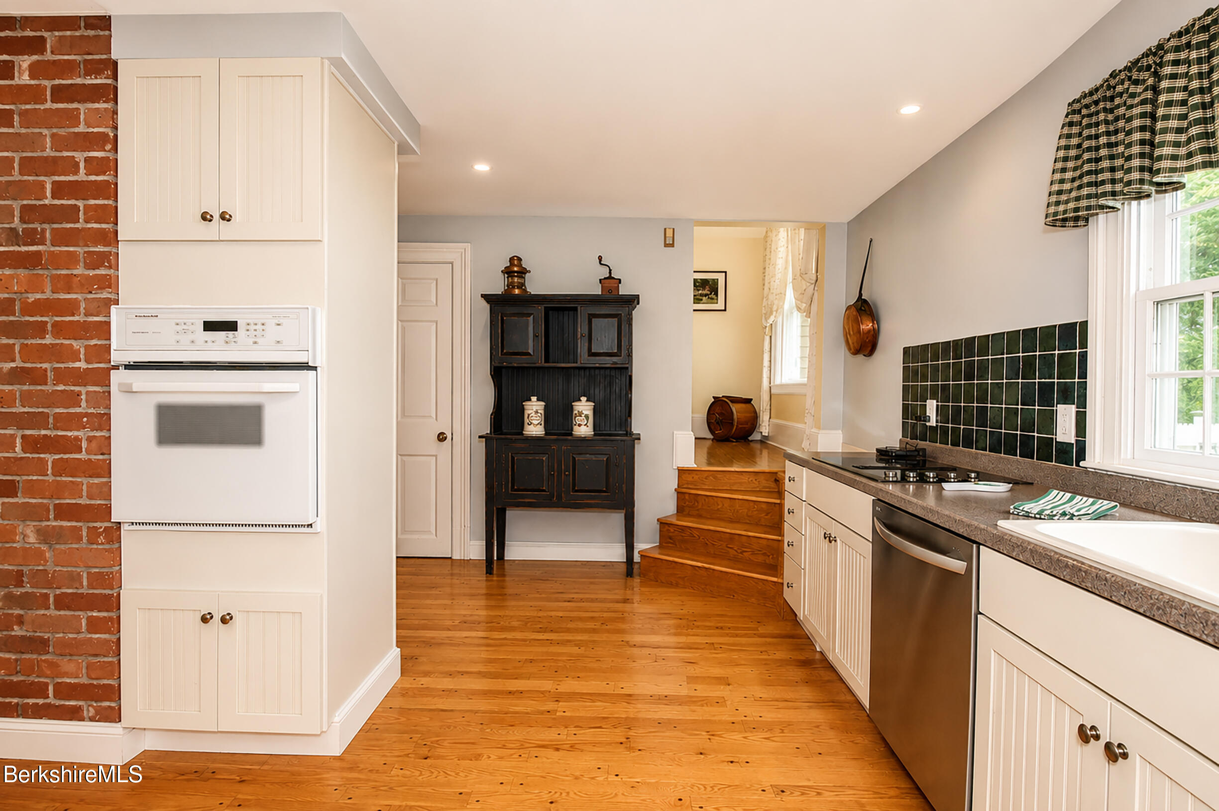 53 Main Street Stockbridge, MA 01262 - Photo 17 of 61 kitchen