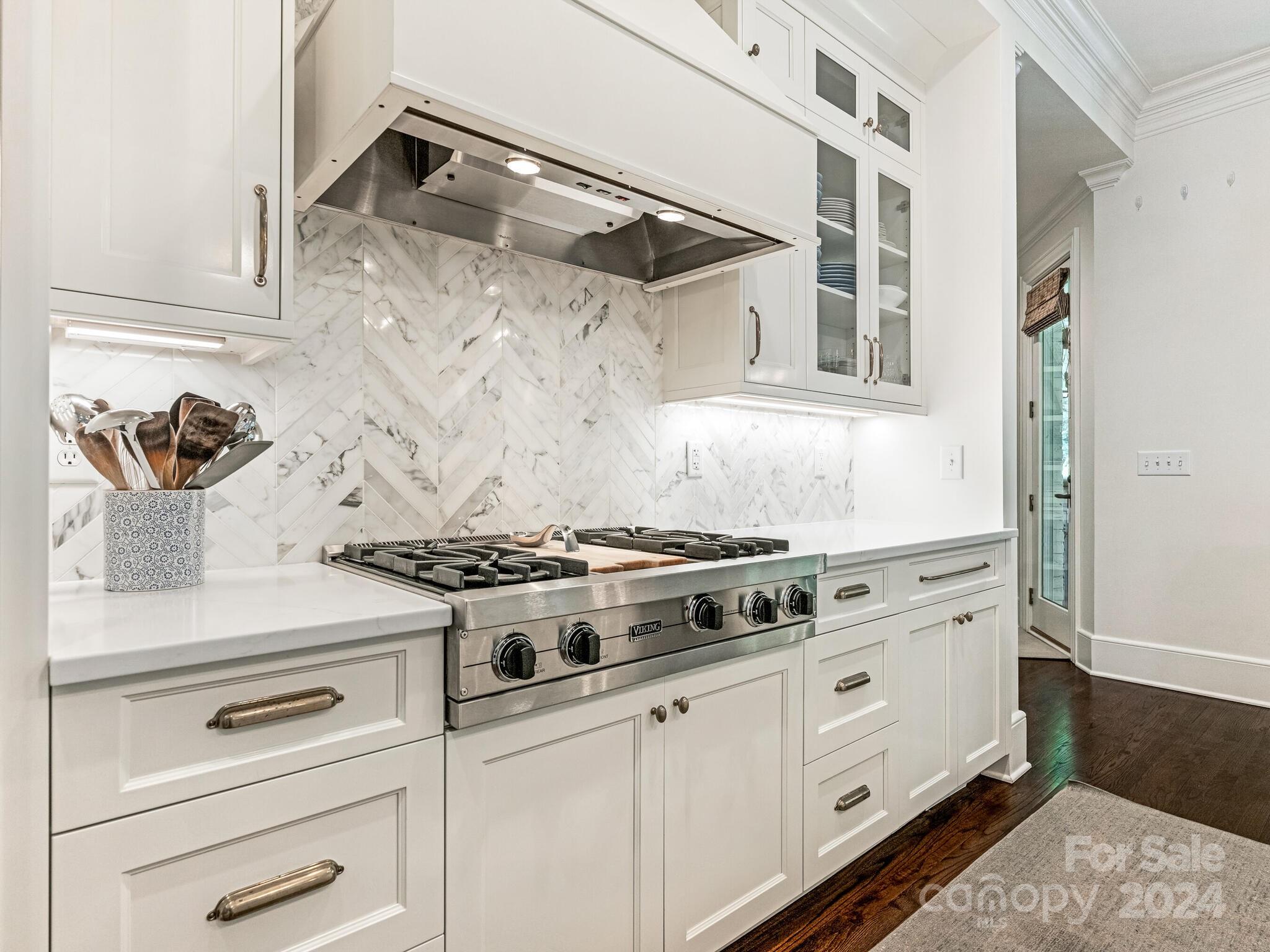 330 South Canterbury Road Charlotte, NC 28211 - Photo 20 of 41 a white stove top oven sitting inside of a kitchen