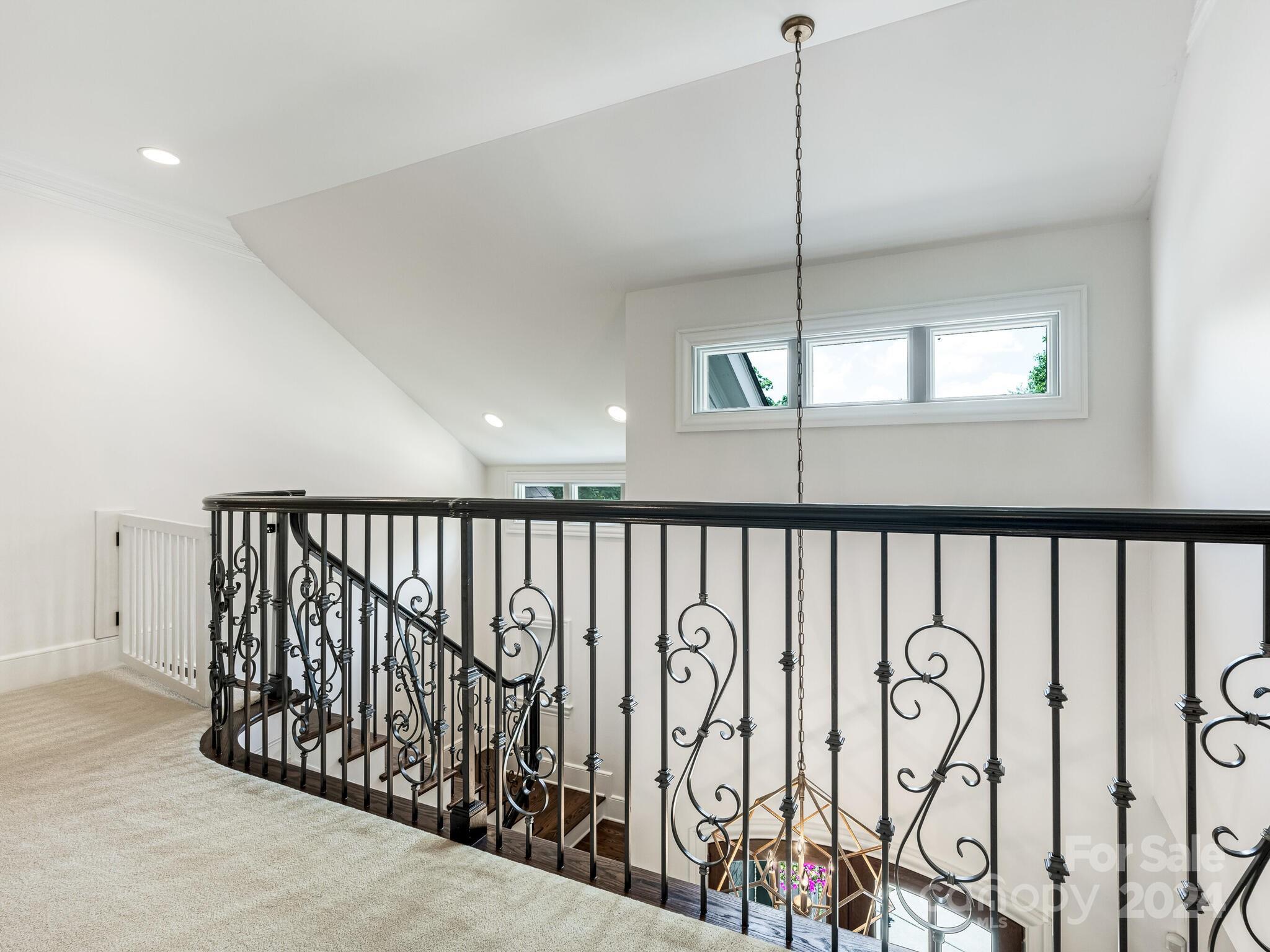 330 South Canterbury Road Charlotte, NC 28211 - Photo 30 of 41 a view of entryway