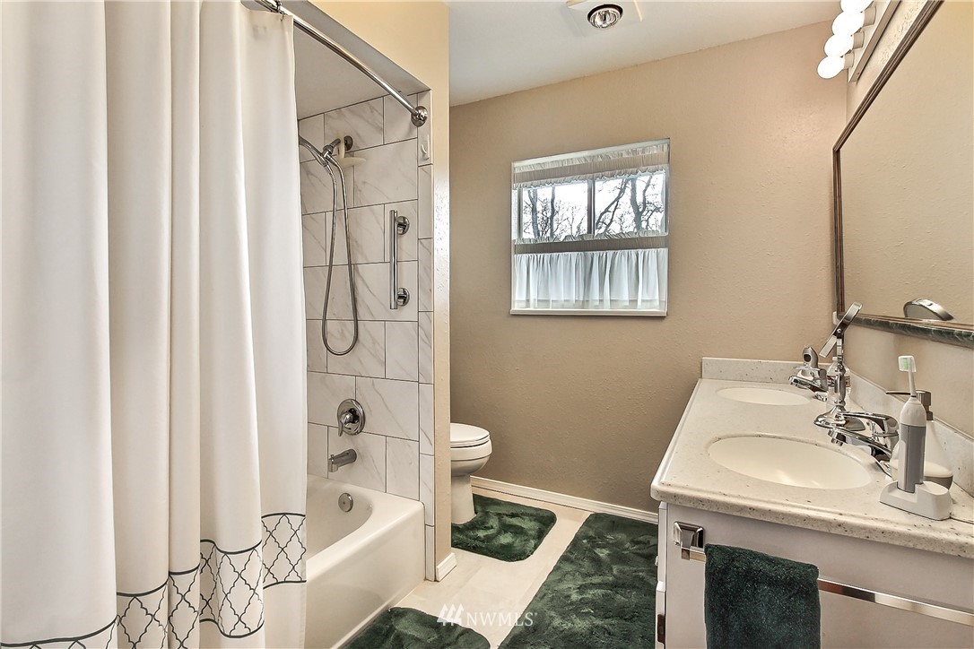 5478 Fairlawn Road Southwest Lakewood, WA 98499 - Photo 8 of 15 Gallery Image 8