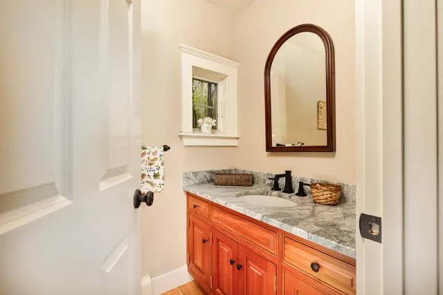 $3,999,000 | 20 Edgemont Landing, Newbury, NH 03255