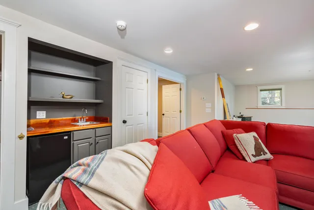 $3,999,000 | 20 Edgemont Landing, Newbury, NH 03255