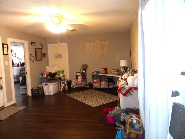 $244,500 | 802 South China Street, Brady, TX 76825