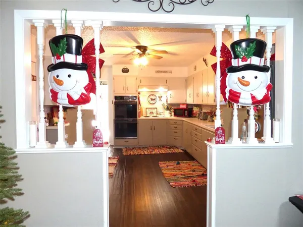 $244,500 | 802 South China Street, Brady, TX 76825