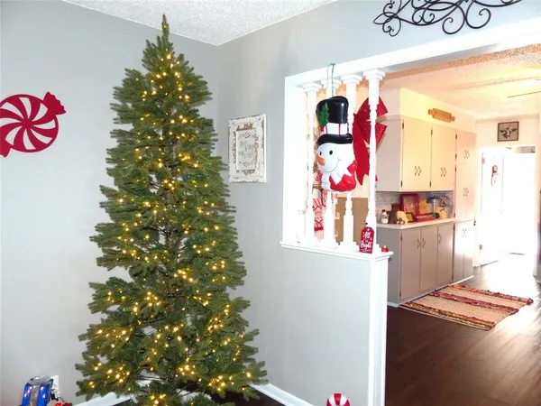 $244,500 | 802 South China Street, Brady, TX 76825