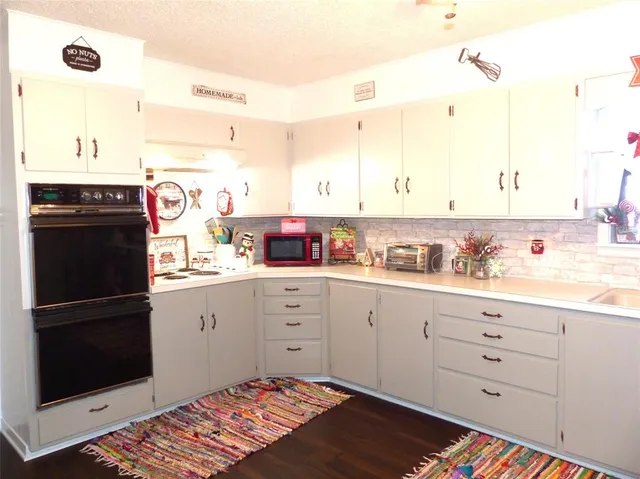 $244,500 | 802 South China Street, Brady, TX 76825