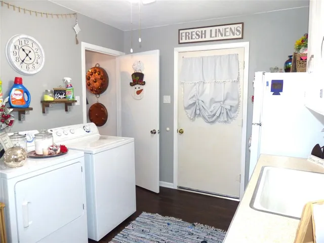 $244,500 | 802 South China Street, Brady, TX 76825