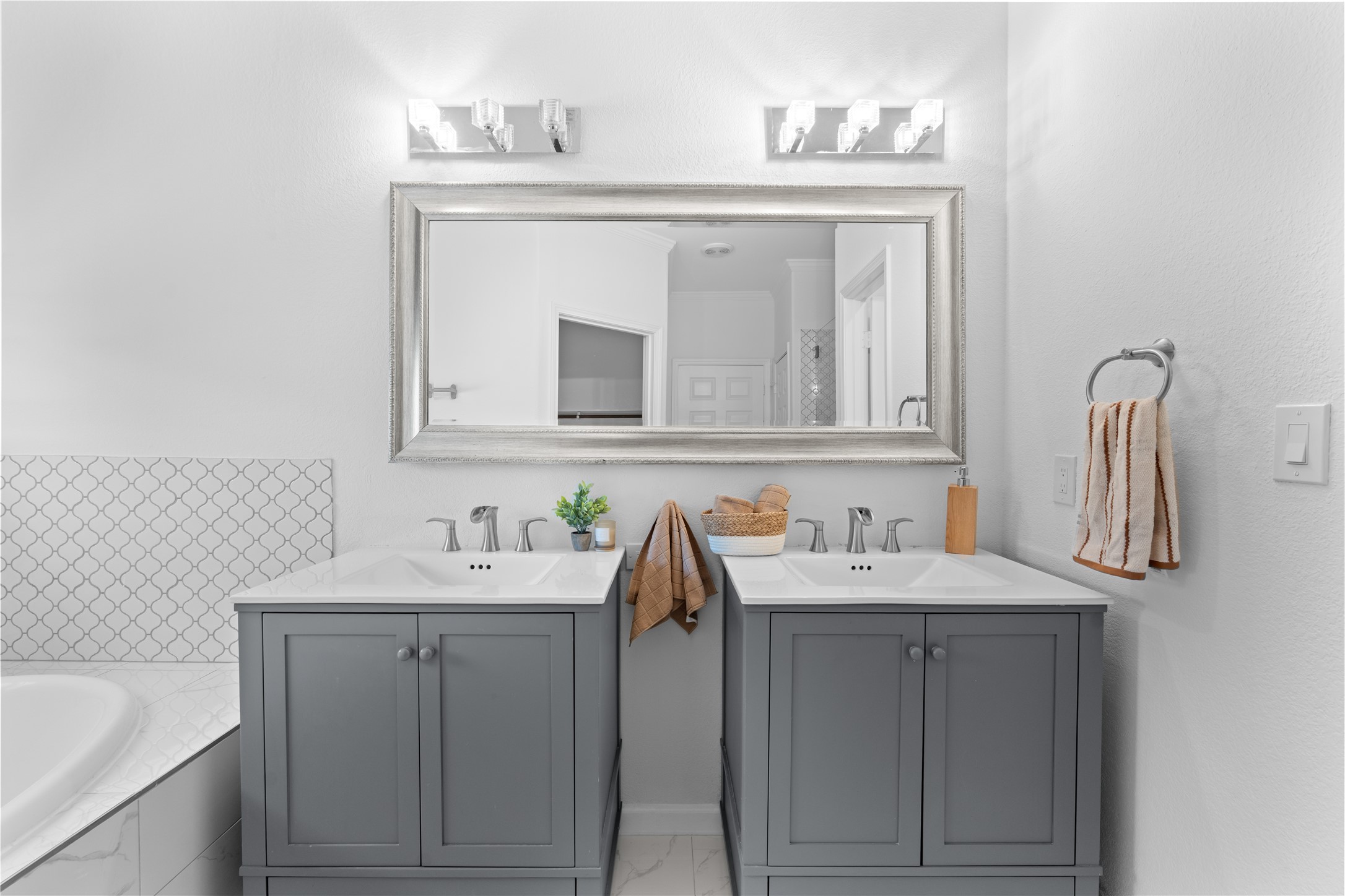 7707 Bar K Ranch Road Lago Vista, TX 78645 - Photo 18 of 34