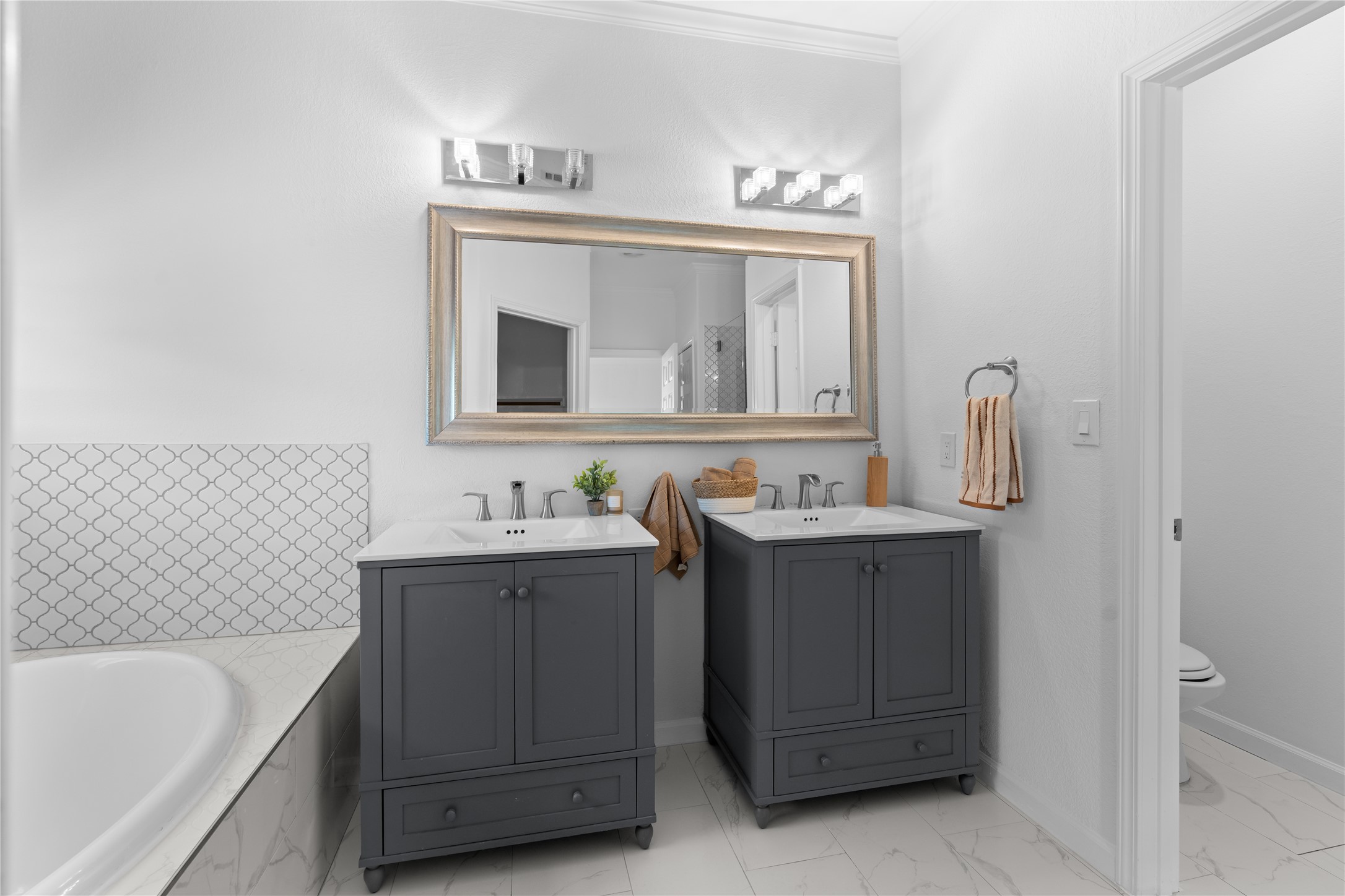 7707 Bar K Ranch Road Lago Vista, TX 78645 - Photo 19 of 34