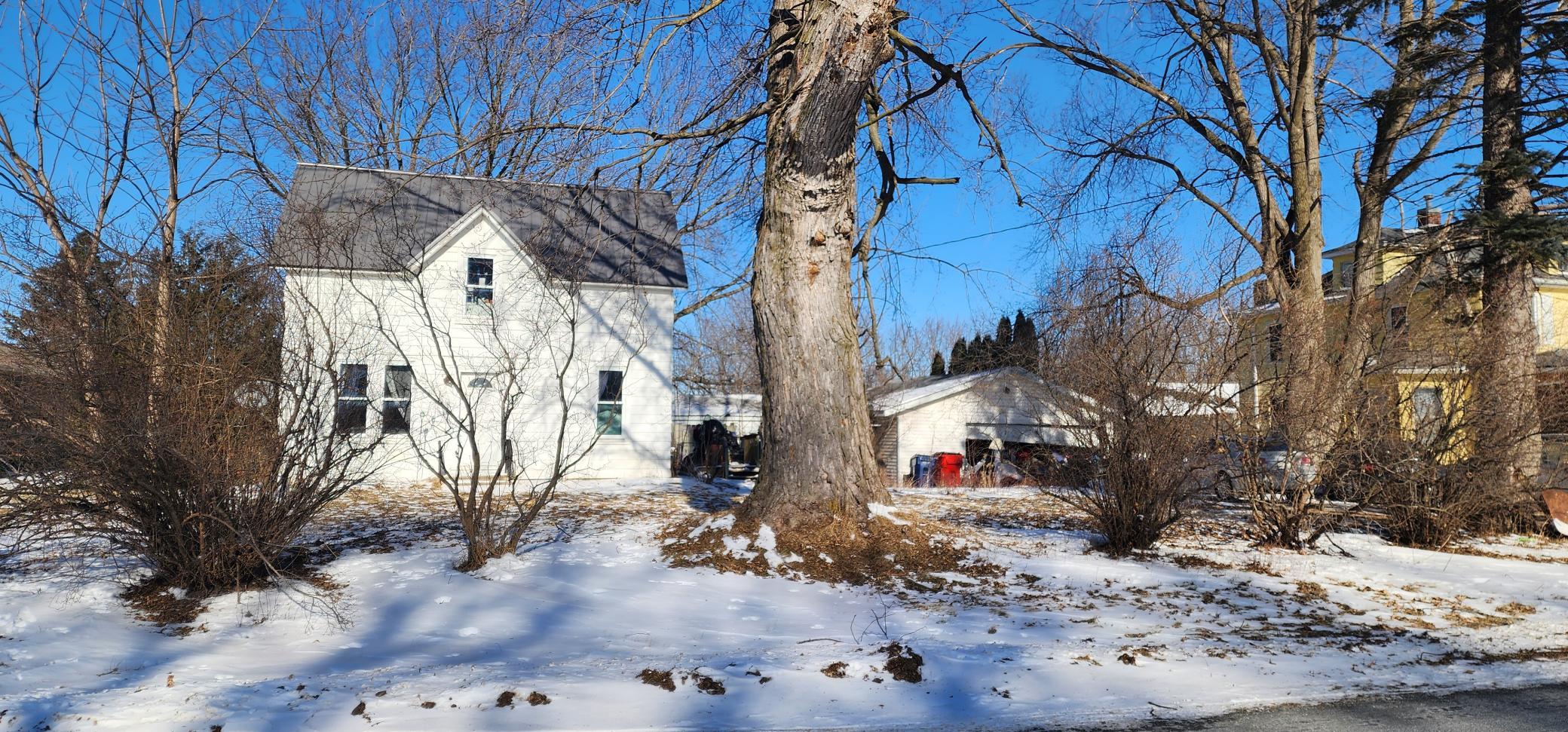 375 2nd Street Northwest Elgin, MN 55932 - Photo 3 of 4