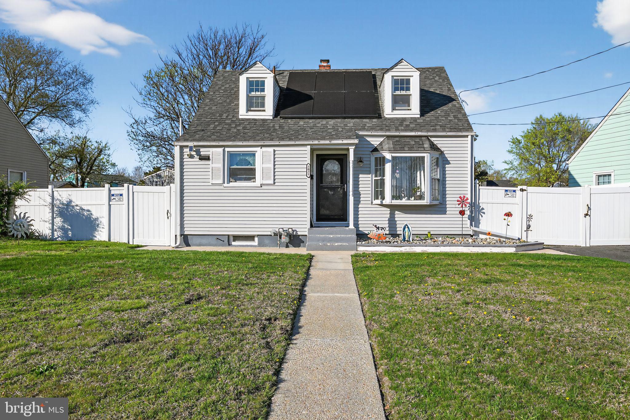 2021 South Brighton Avenue Clementon, NJ 08021 - Photo 1 of 14 a front view of a house with garden