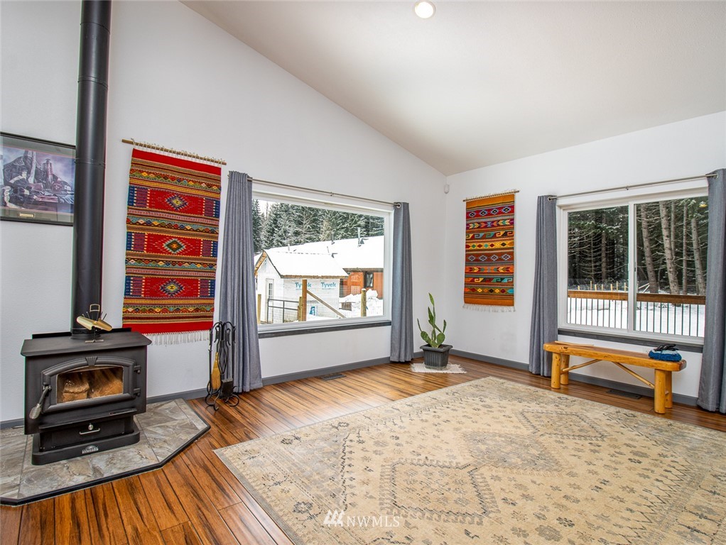 90 Thistle Down Road Easton, WA 98925 - Photo 12 of 40 Gallery Image 12