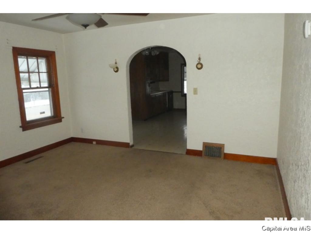 1801 East Converse Street Springfield, IL 62702 - Photo 3 of 10