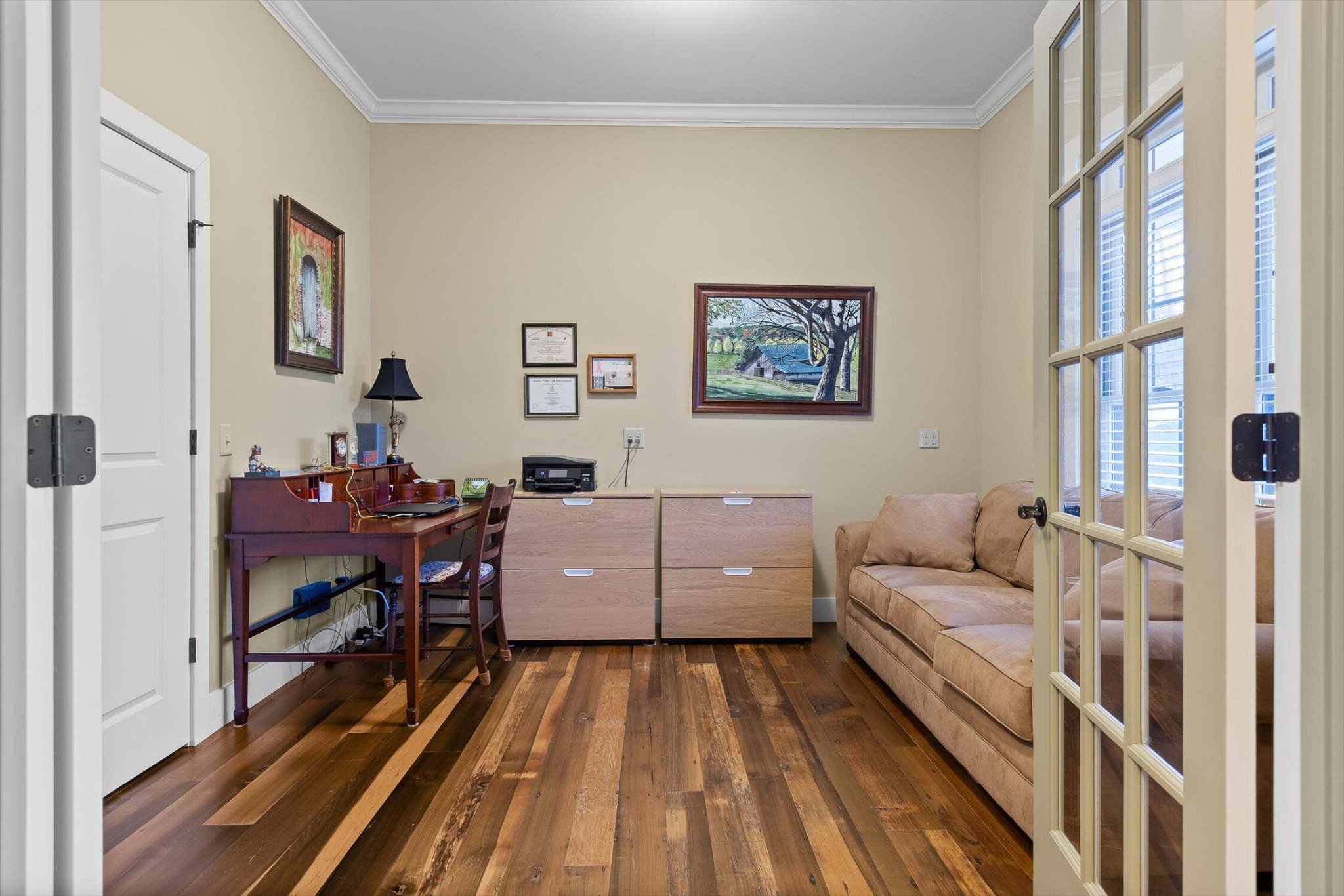 116 Twilight Trail Dunlap, TN 37327 - Photo 11 of 80 a living room with furniture and a wooden floor