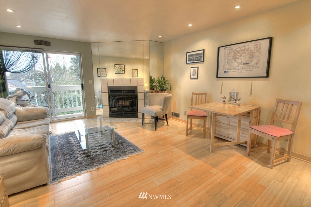 411 North 90th Street, Unit 307 Seattle, WA 98103 - Photo 3 of 16 Gallery Image 3