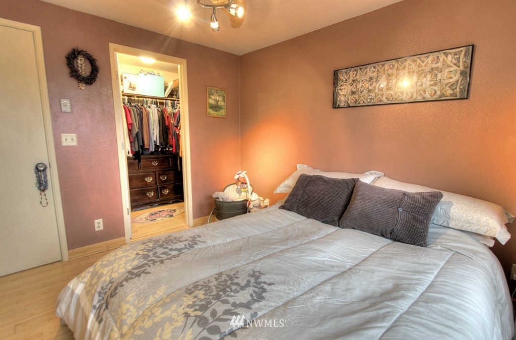 411 North 90th Street, Unit 307 Seattle, WA 98103 - Photo 8 of 16 Gallery Image 8