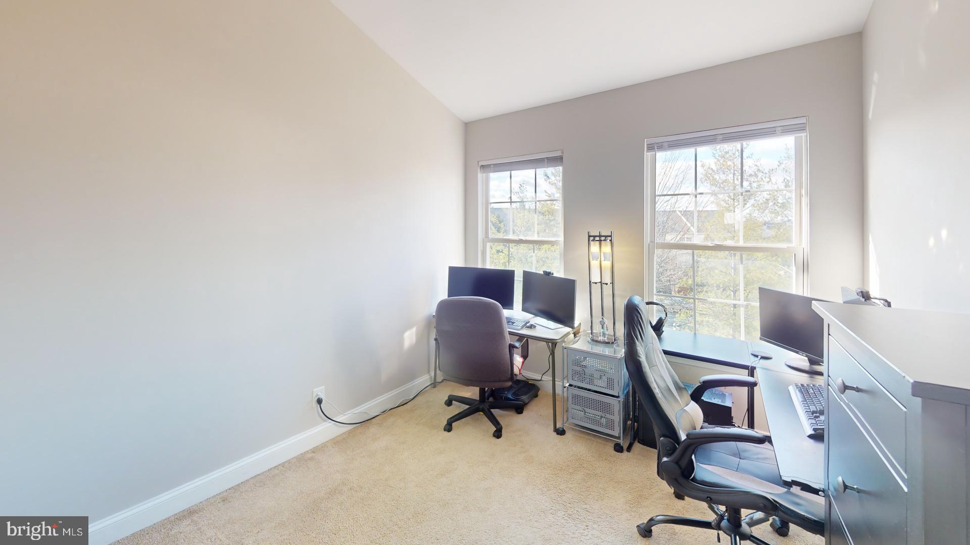 2583 James Madison Circle Herndon, VA 20171 - Photo 14 of 32 Bedroom 2 = Seller's office