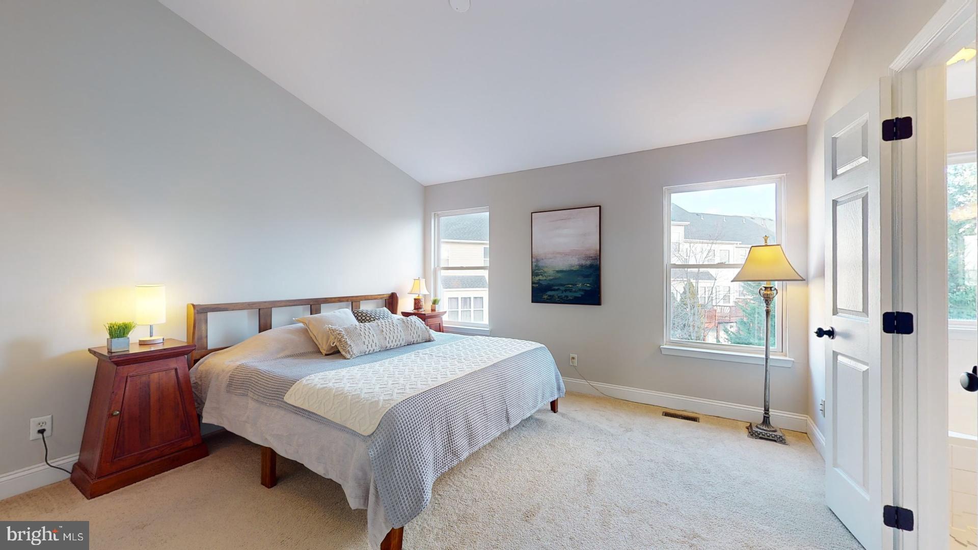 2583 James Madison Circle Herndon, VA 20171 - Photo 9 of 32 Primary bedroom