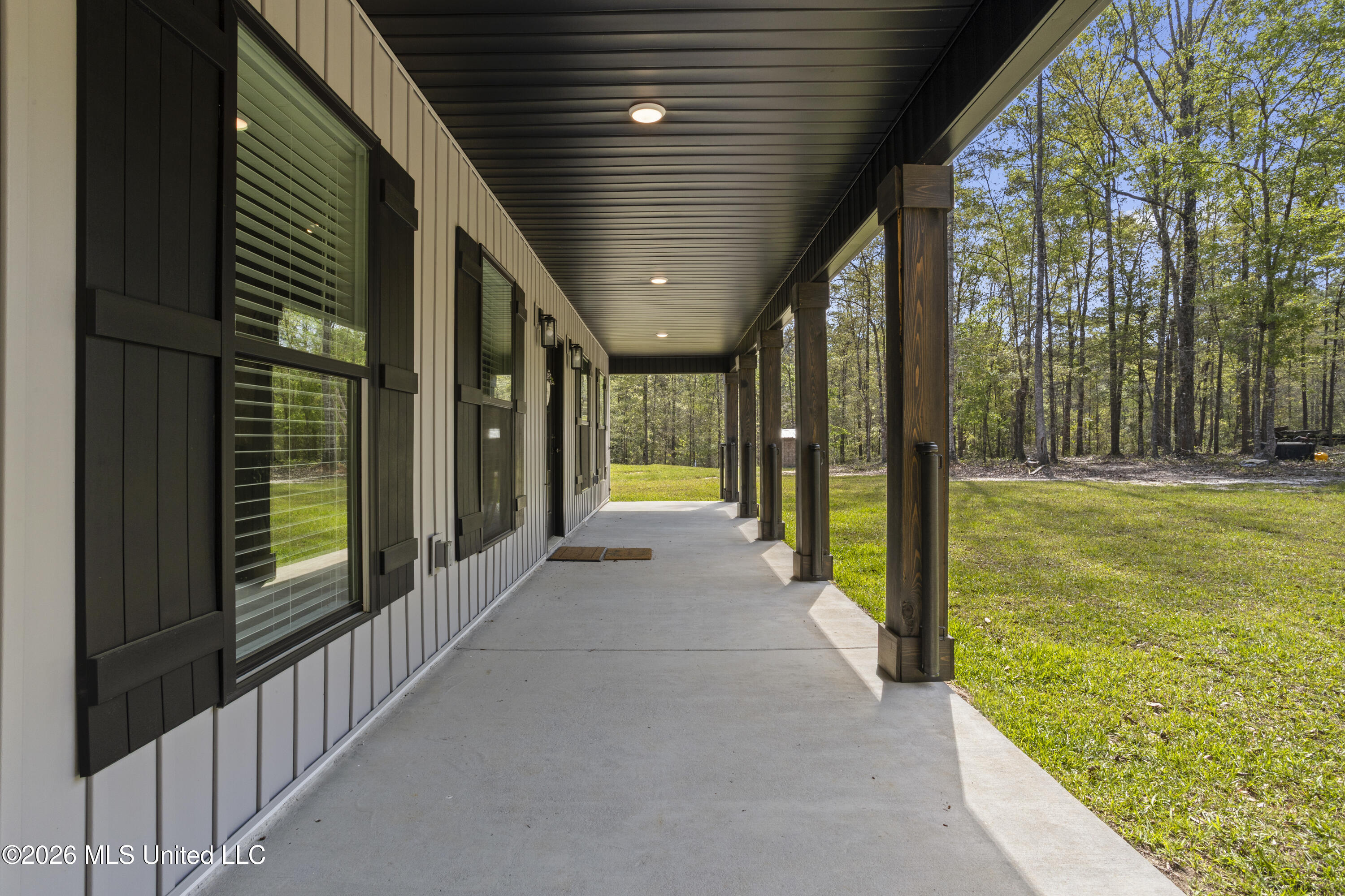 20 Redbird Road Poplarville, MS 39470 - Photo 6 of 51 0006