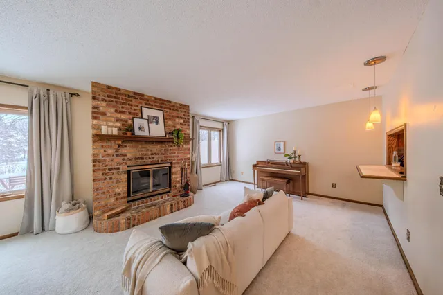 $315,000 | 85 121st Avenue Northwest, Coon Rapids, MN 55448