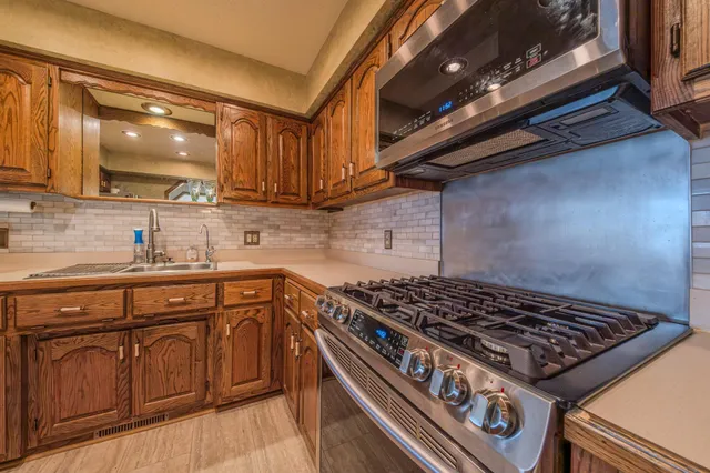 $315,000 | 85 121st Avenue Northwest, Coon Rapids, MN 55448