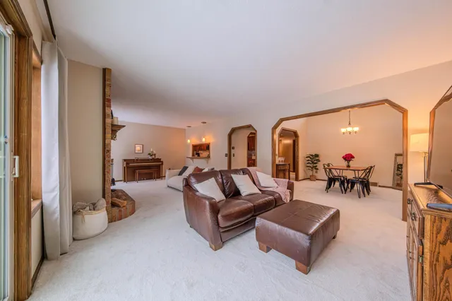 $315,000 | 85 121st Avenue Northwest, Coon Rapids, MN 55448