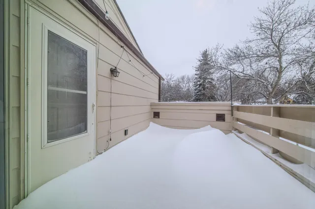 $315,000 | 85 121st Avenue Northwest, Coon Rapids, MN 55448