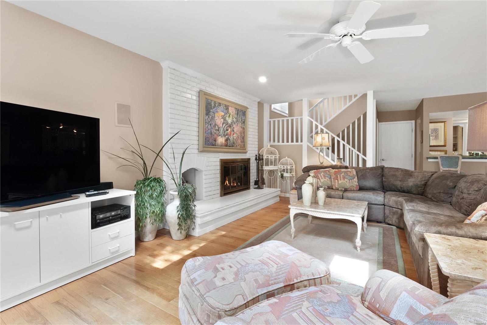 14974 Country Ridge Drive Chesterfield, MO 63017 - Photo 19 of 47 Gallery Image 19