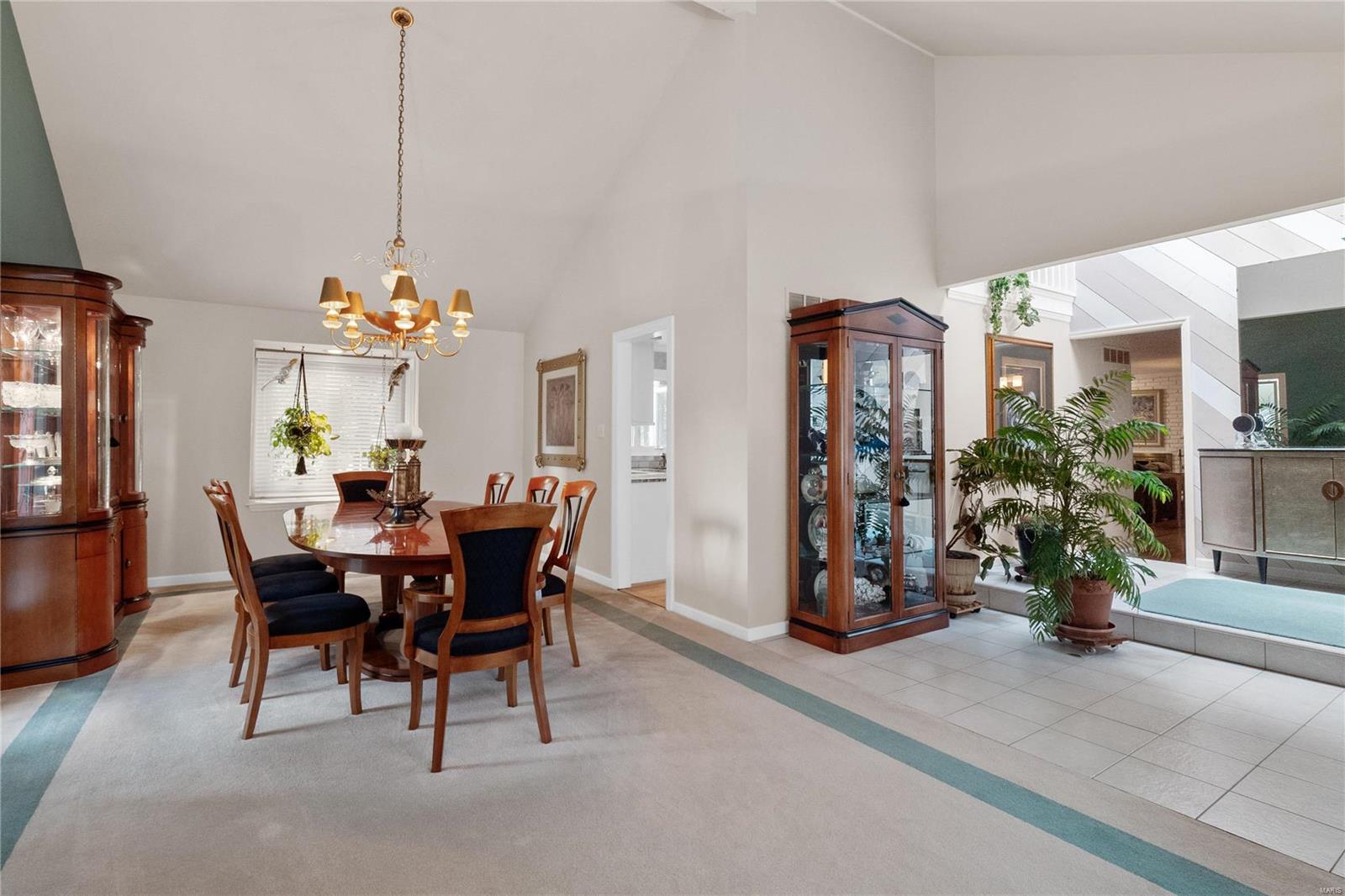 14974 Country Ridge Drive Chesterfield, MO 63017 - Photo 6 of 47 Gallery Image 6