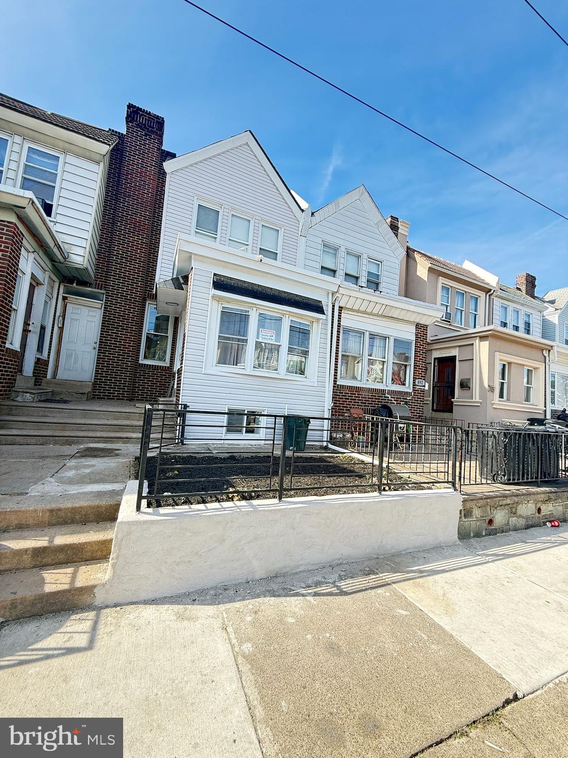894 Sanger Street Philadelphia, PA 19124 - Photo 2 of 35 a front view of a house