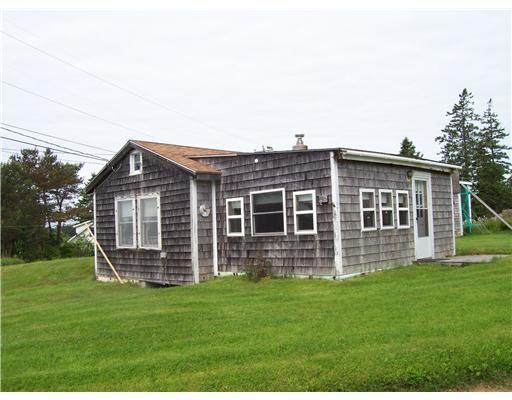 20 Horse Point Road Tenants Harbor, ME 04860 - Photo 2 of 10 Exterior Front.