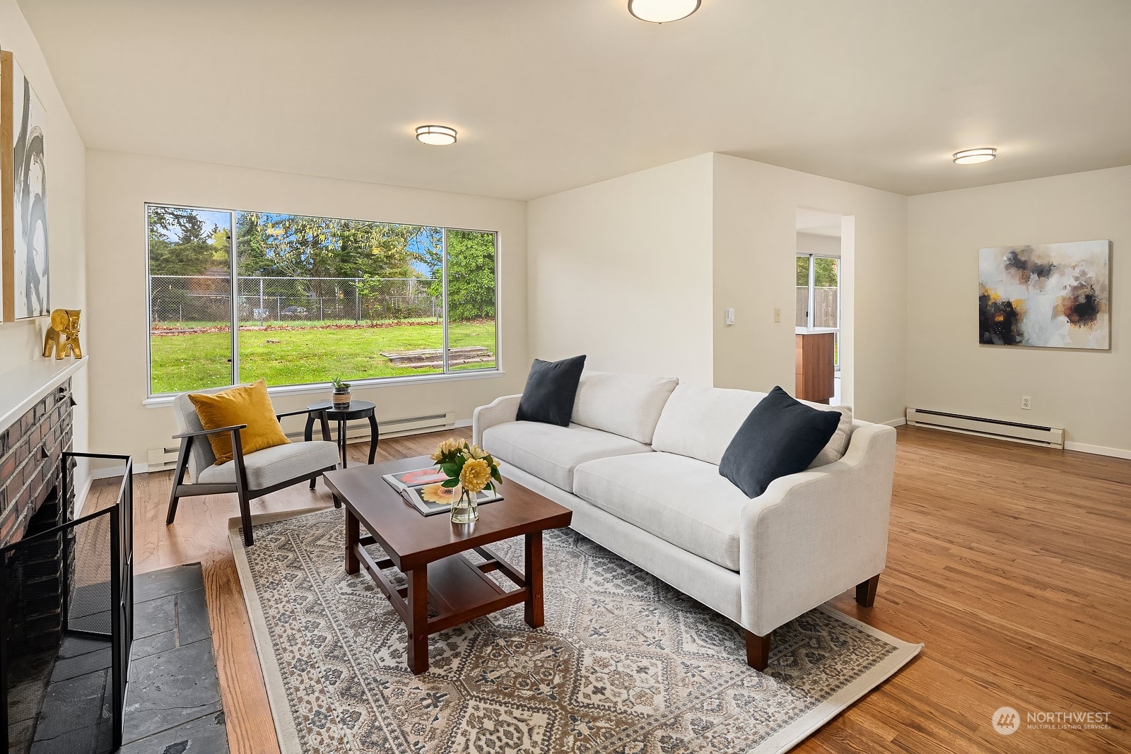 17010 138th Place Southeast Renton, WA 98058 - Photo 6 of 22 Gallery Image 6