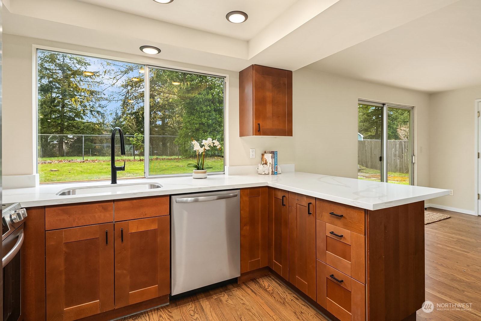 17010 138th Place Southeast Renton, WA 98058 - Photo 7 of 22 Gallery Image 7