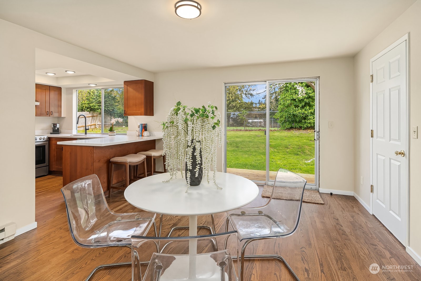 17010 138th Place Southeast Renton, WA 98058 - Photo 10 of 22 Gallery Image 10