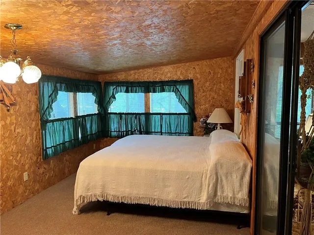 $325,000 | 28819 Herbs Road, Lincoln, MO 65338