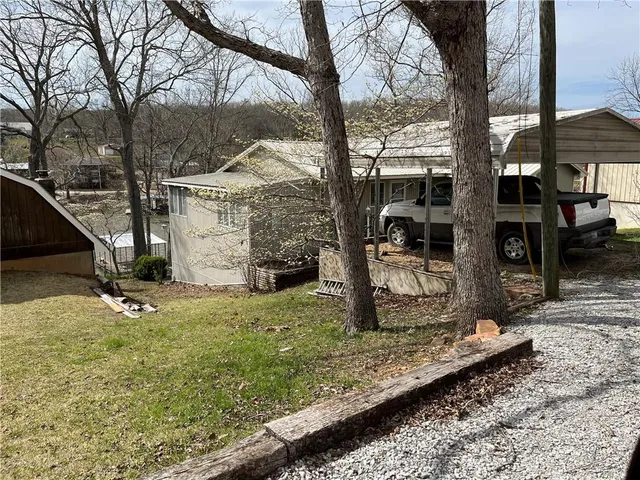 $325,000 | 28819 Herbs Road, Lincoln, MO 65338