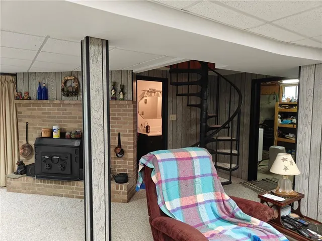 $325,000 | 28819 Herbs Road, Lincoln, MO 65338