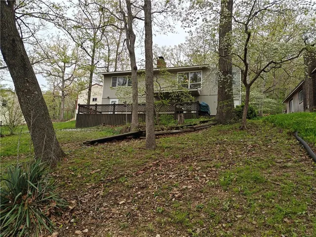 $325,000 | 28819 Herbs Road, Lincoln, MO 65338