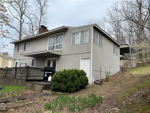 $325,000 | 28819 Herbs Road, Lincoln, MO 65338