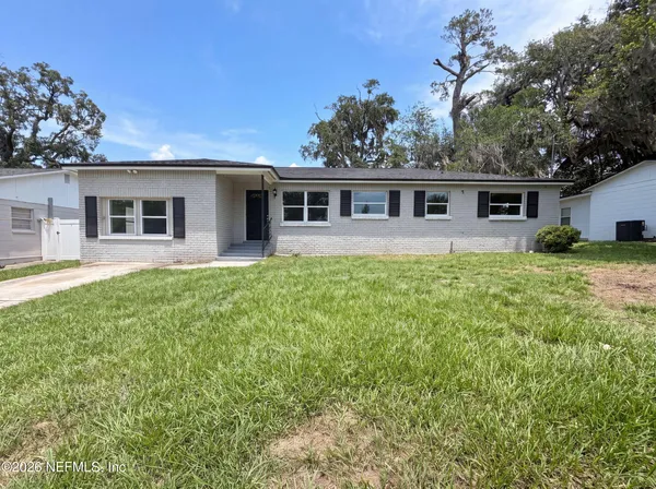$260,000 | 411 Capricorn Lane, Orange Park, FL 32073