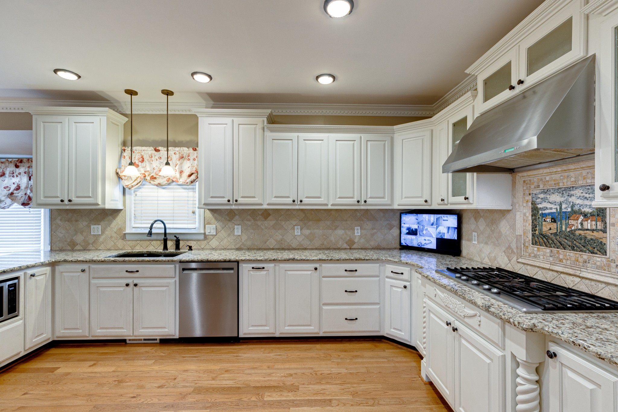 1426 Hardison Road Columbia, TN 38401 - Photo 11 of 51 Gallery Image 11