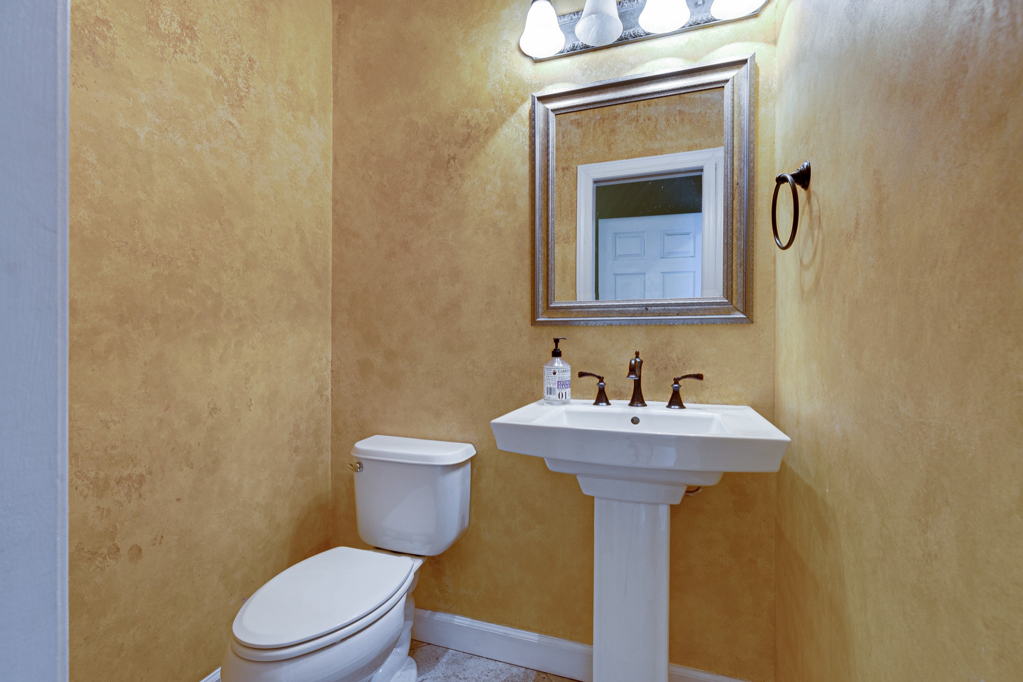 1426 Hardison Road Columbia, TN 38401 - Photo 16 of 51 Gallery Image 16