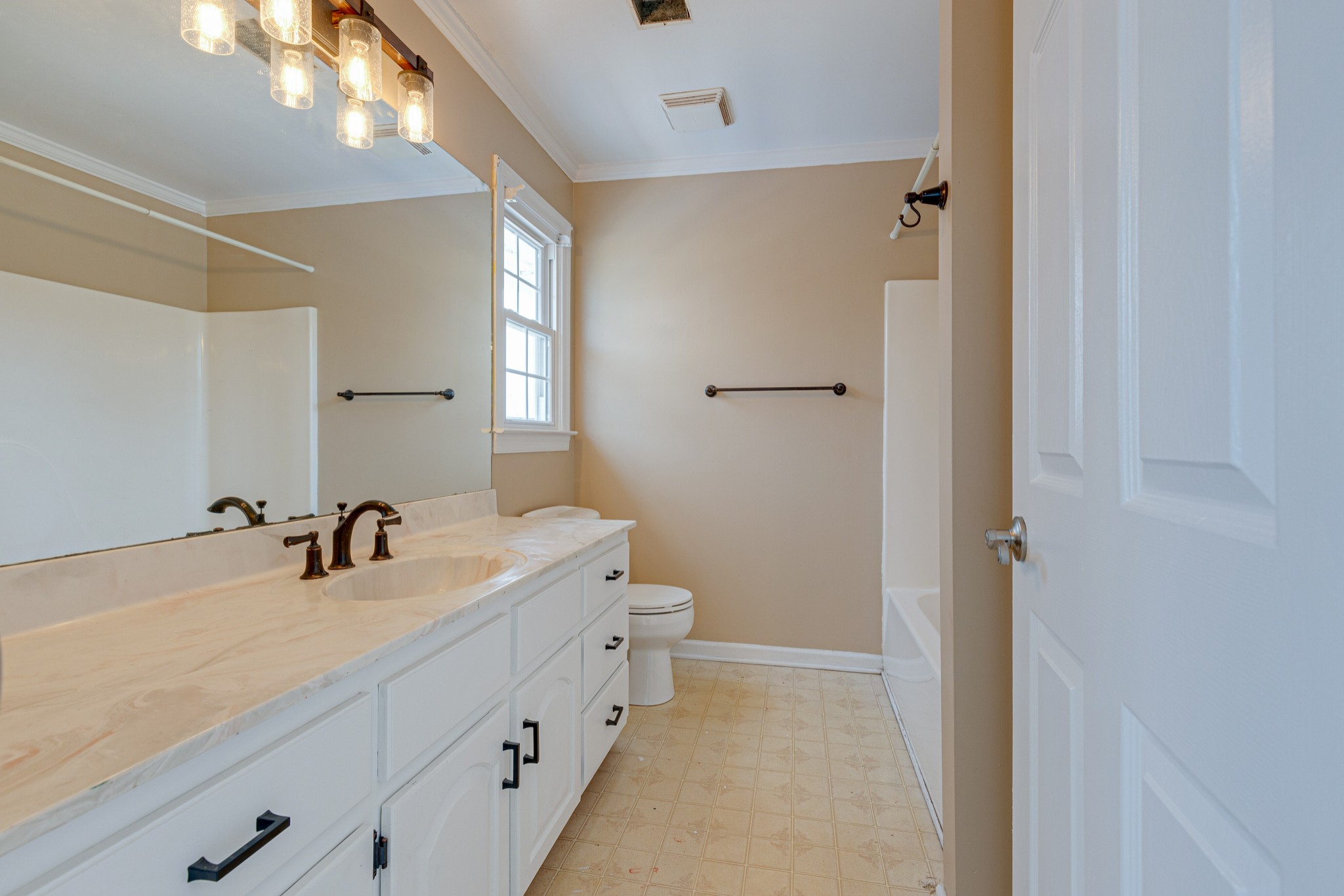 1426 Hardison Road Columbia, TN 38401 - Photo 23 of 51 Gallery Image 23