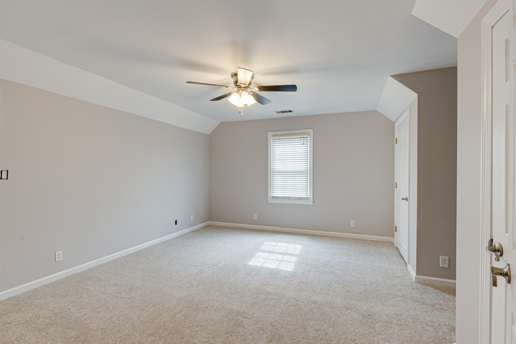 1426 Hardison Road Columbia, TN 38401 - Photo 24 of 51 Gallery Image 24