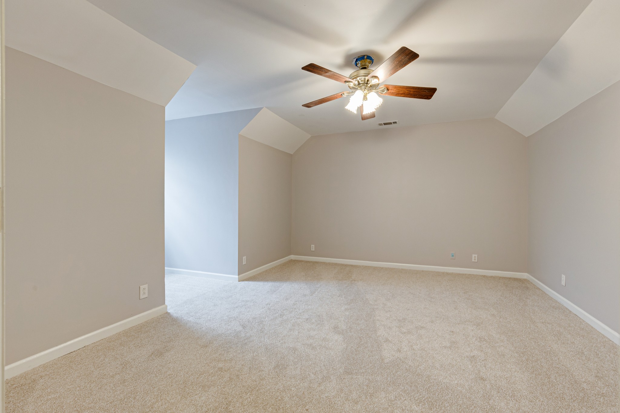 1426 Hardison Road Columbia, TN 38401 - Photo 29 of 51 Gallery Image 29