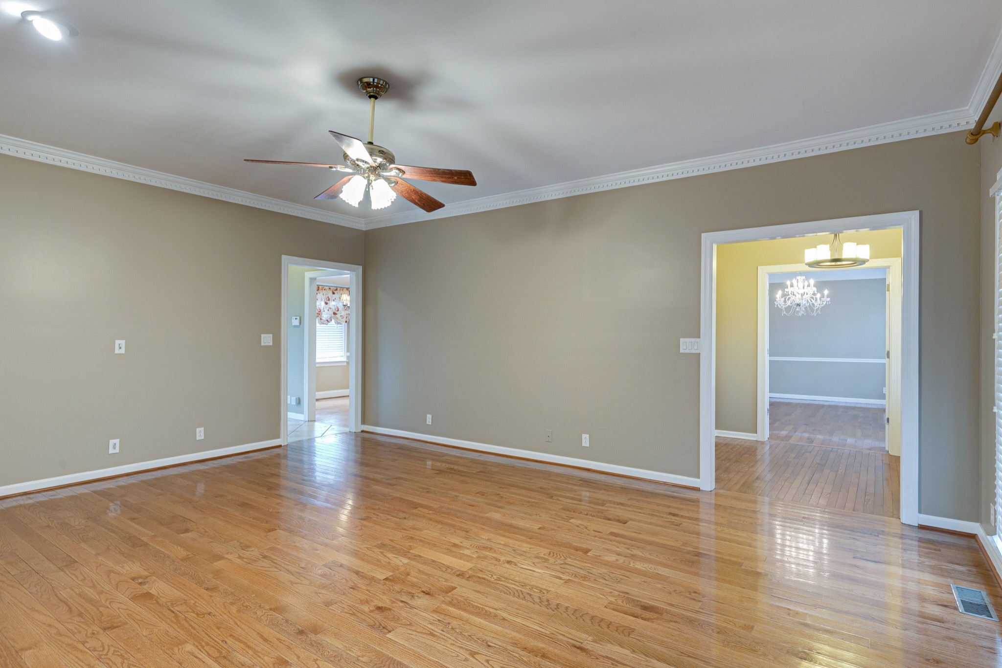 1426 Hardison Road Columbia, TN 38401 - Photo 8 of 51 Gallery Image 8