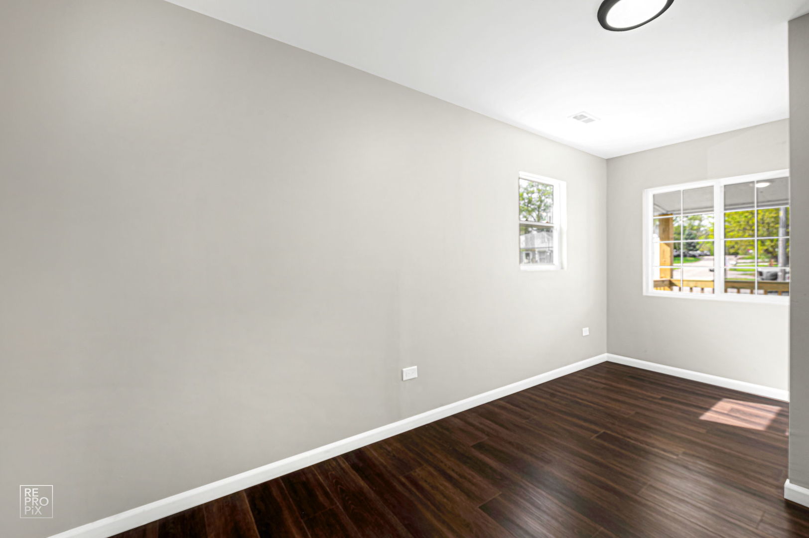 415 Riverside Drive McHenry, IL 60051 - Photo 16 of 20