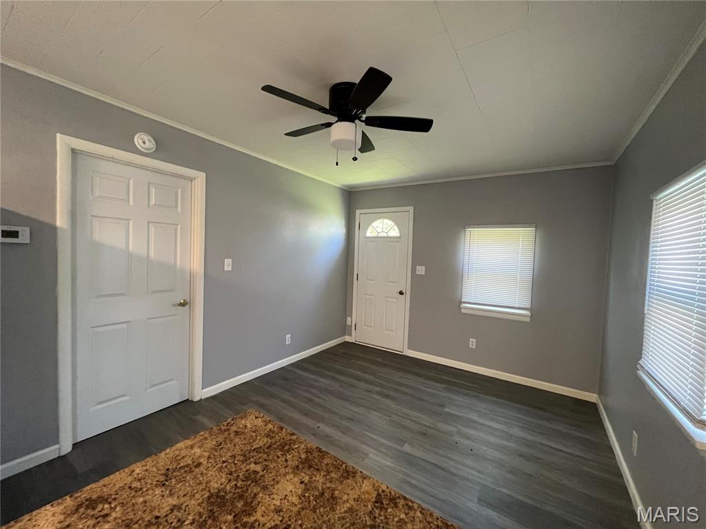 8 North Edison Street Freeburg, IL 62243 - Photo 2 of 18
